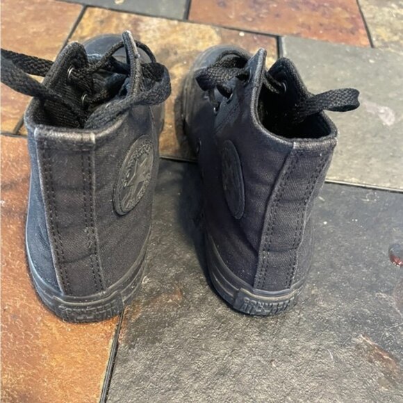 Converse Black Kids High-Top Sneakers size 1 - Picture 6 of 12